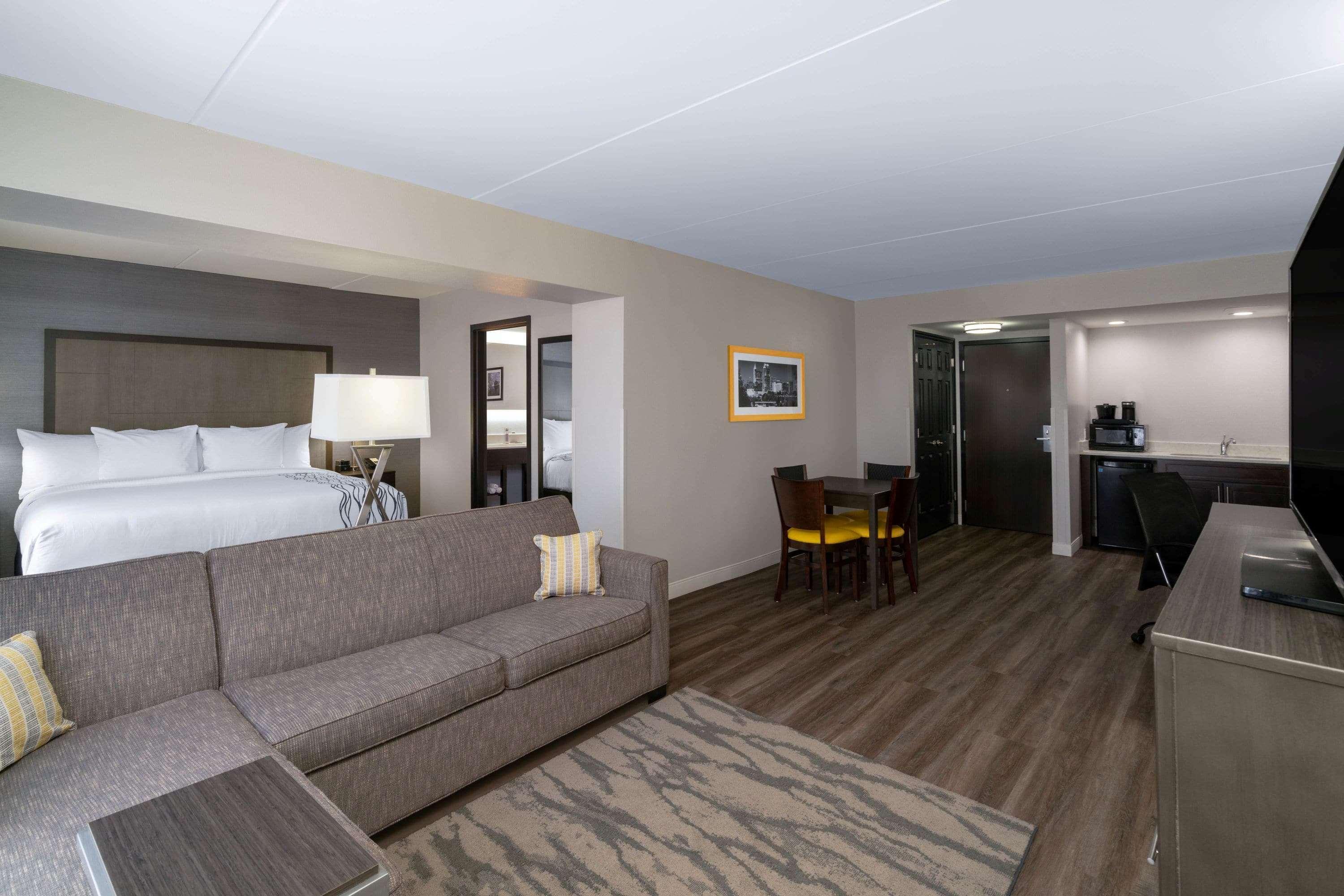 Готель La Quinta By Wyndham Raleigh Downtown North Екстер'єр фото