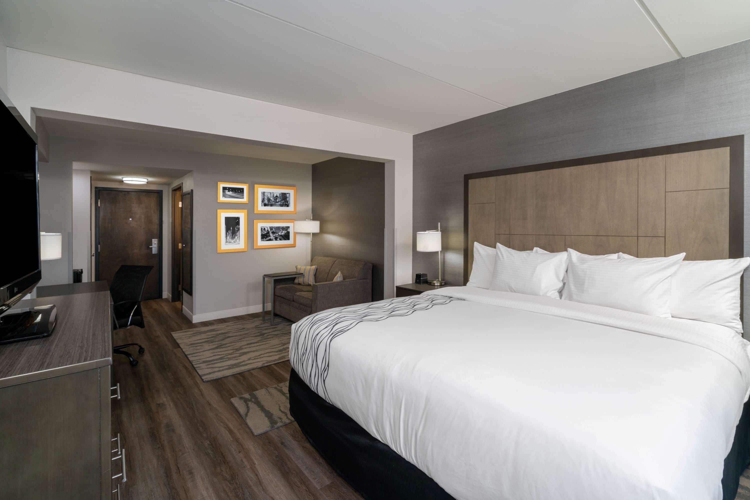 Готель La Quinta By Wyndham Raleigh Downtown North Екстер'єр фото